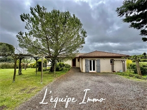 maison-villa à la vente -   32600  L'ISLE-JOURDAIN, surface 151 m2 vente maison-villa - APR686005